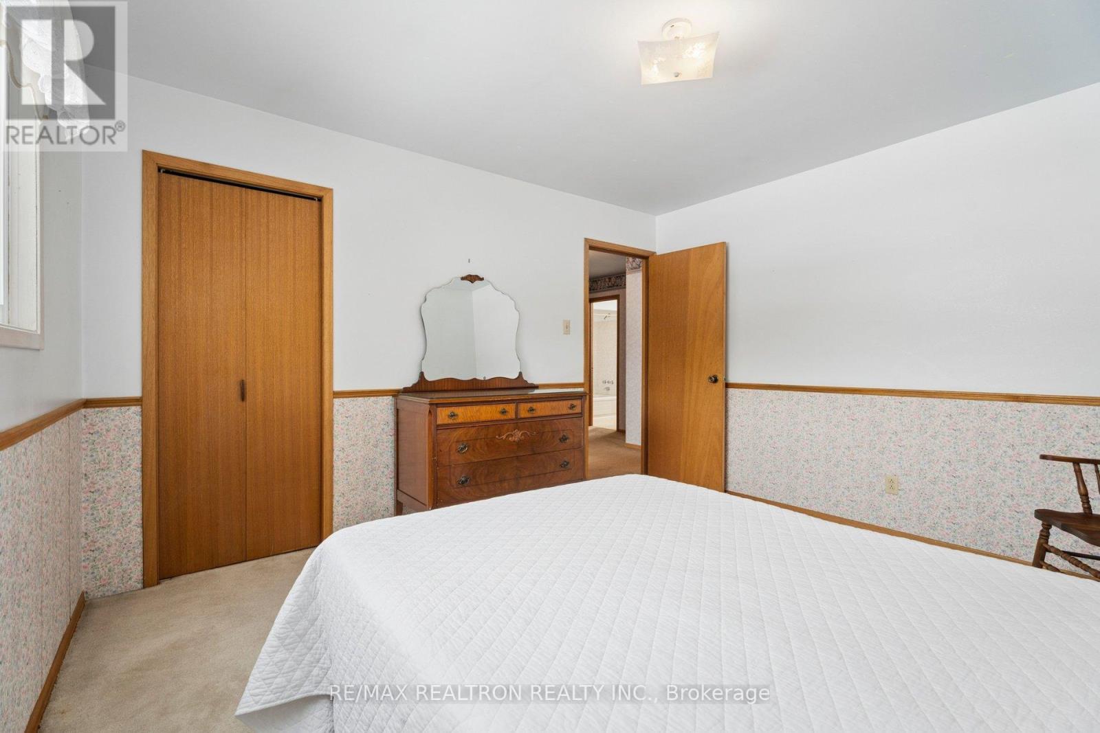 21084 Woodbine Avenue, East Gwillimbury, Ontario  L0G 1R0 - Photo 20 - N12848922