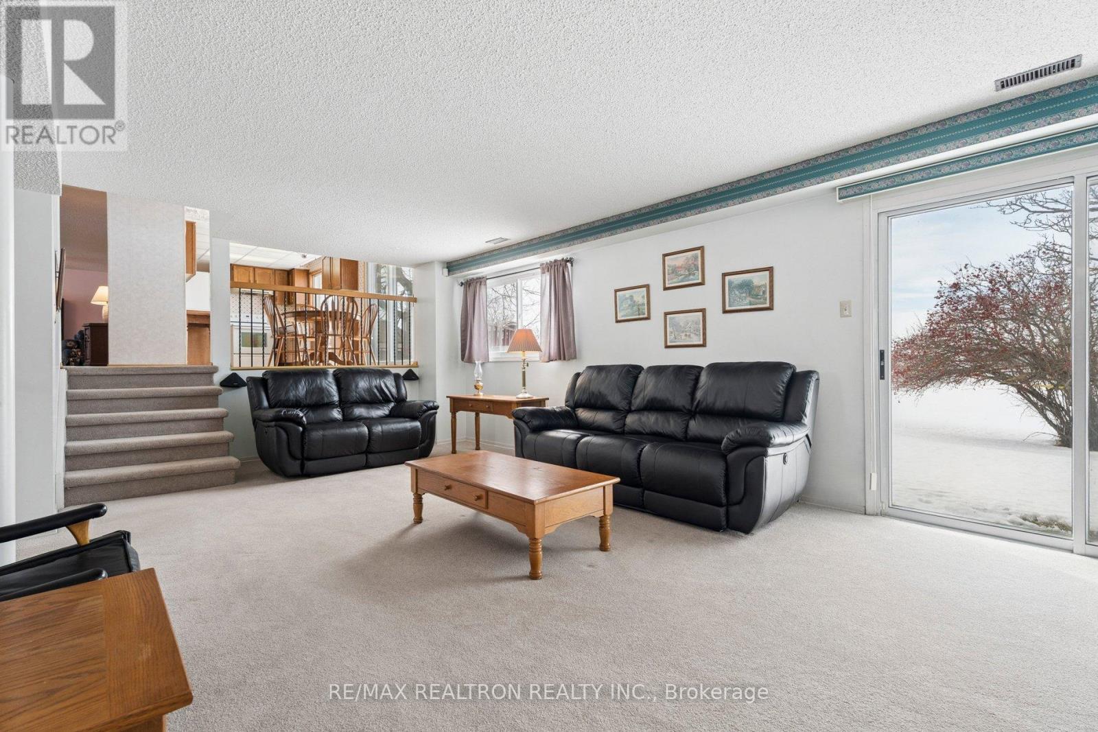 21084 Woodbine Avenue, East Gwillimbury, Ontario  L0G 1R0 - Photo 24 - N12848922