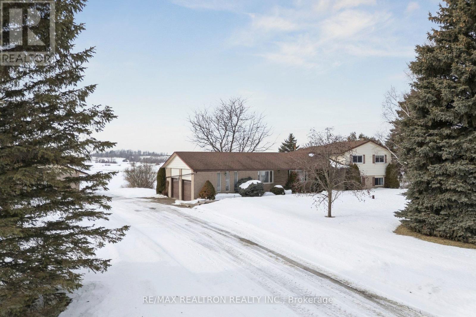 21084 Woodbine Avenue, East Gwillimbury, Ontario  L0G 1R0 - Photo 36 - N12848922