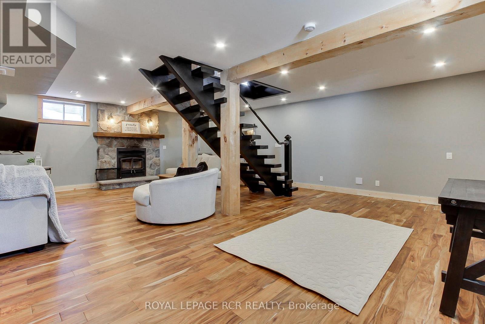 2074 Line 13, Bradford West Gwillimbury, Ontario  L0L 1R0 - Photo 35 - N12848926