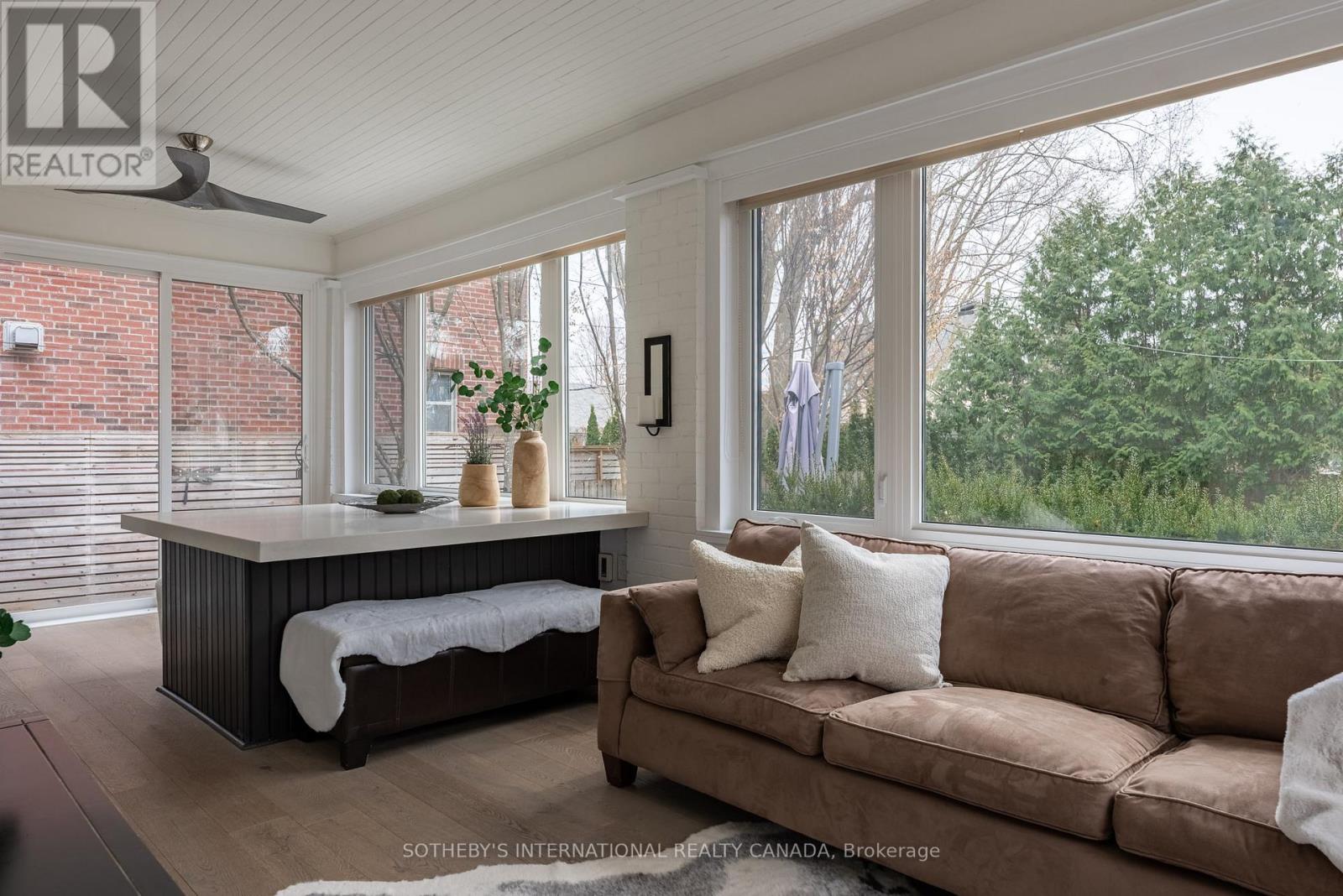 77 Catherine Avenue, Aurora, Ontario  L4G 1K6 - Photo 13 - N12848930