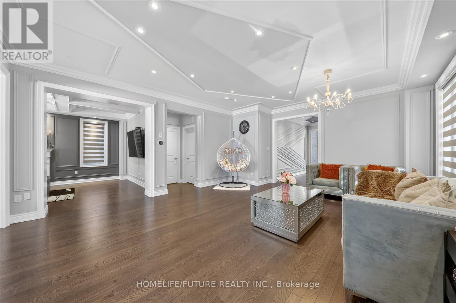 35 Mohandas Drive, Markham (Cedarwood), Ontario  L3S 0E5 - Photo 9 - N12848948