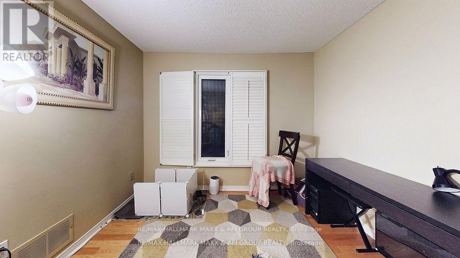 719 Shanahan Boulevard, Newmarket, Ontario  L3X 1P8 - Photo 18 - N12848950