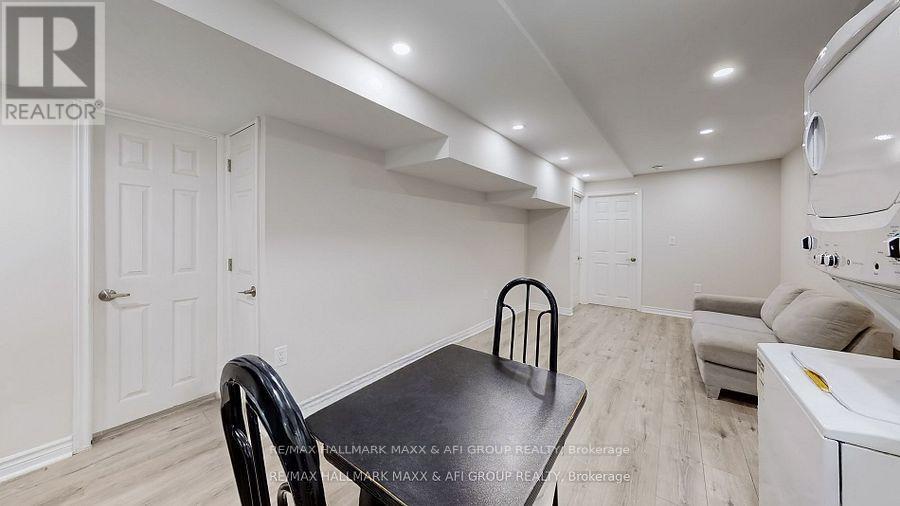 719 Shanahan Boulevard, Newmarket, Ontario  L3X 1P8 - Photo 34 - N12848950