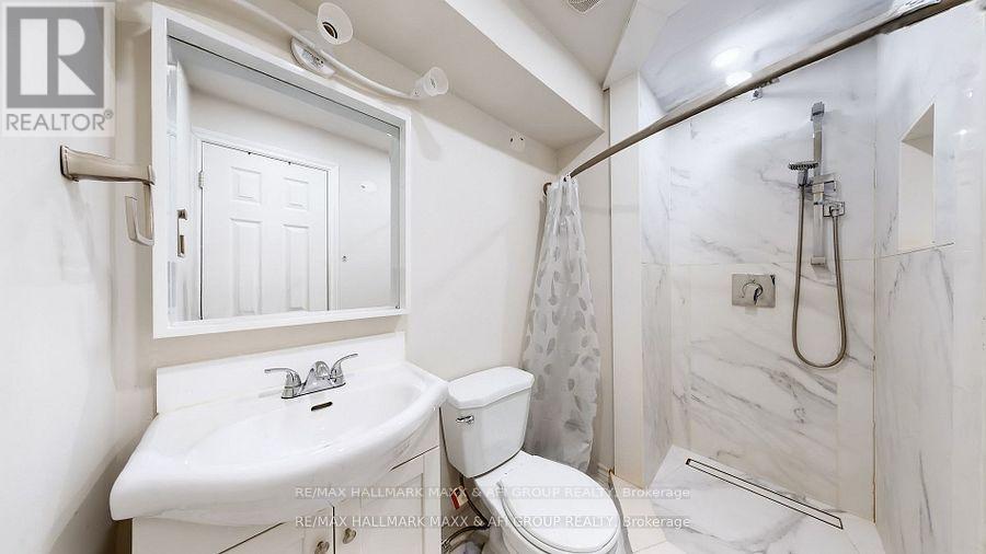 719 Shanahan Boulevard, Newmarket, Ontario  L3X 1P8 - Photo 38 - N12848950