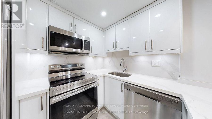 719 Shanahan Boulevard, Newmarket, Ontario  L3X 1P8 - Photo 44 - N12848950