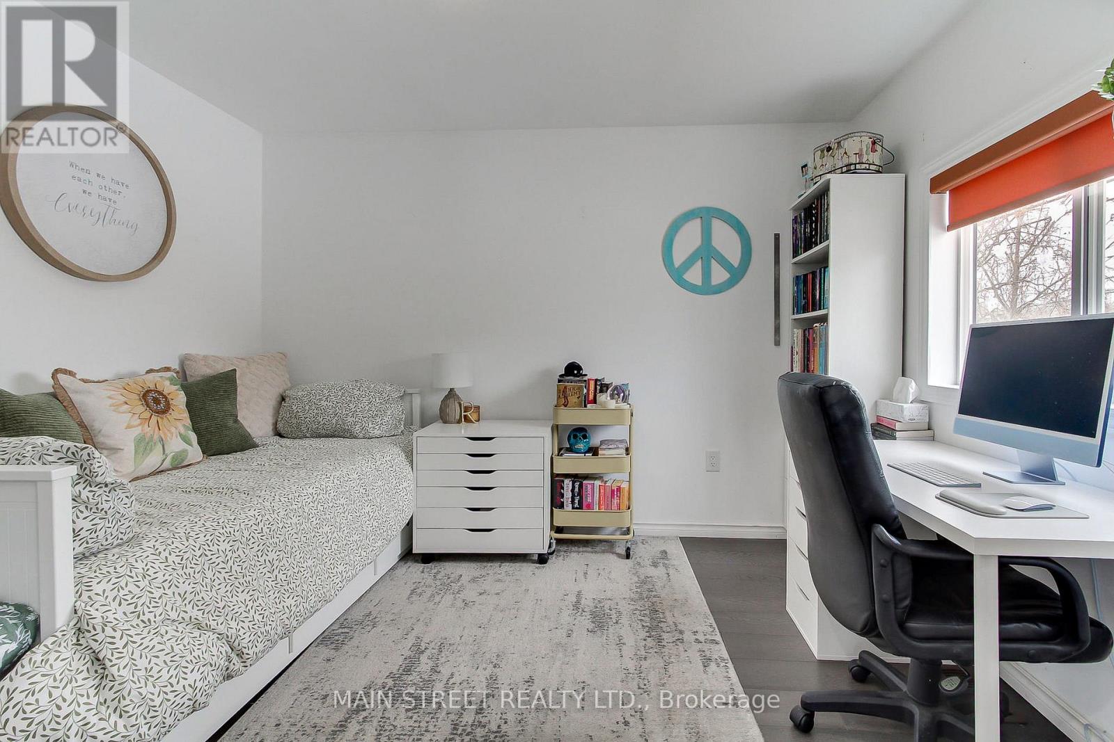 1039 Ewart Street, Innisfil, Ontario  L0L 1W0 - Photo 14 - N12849016