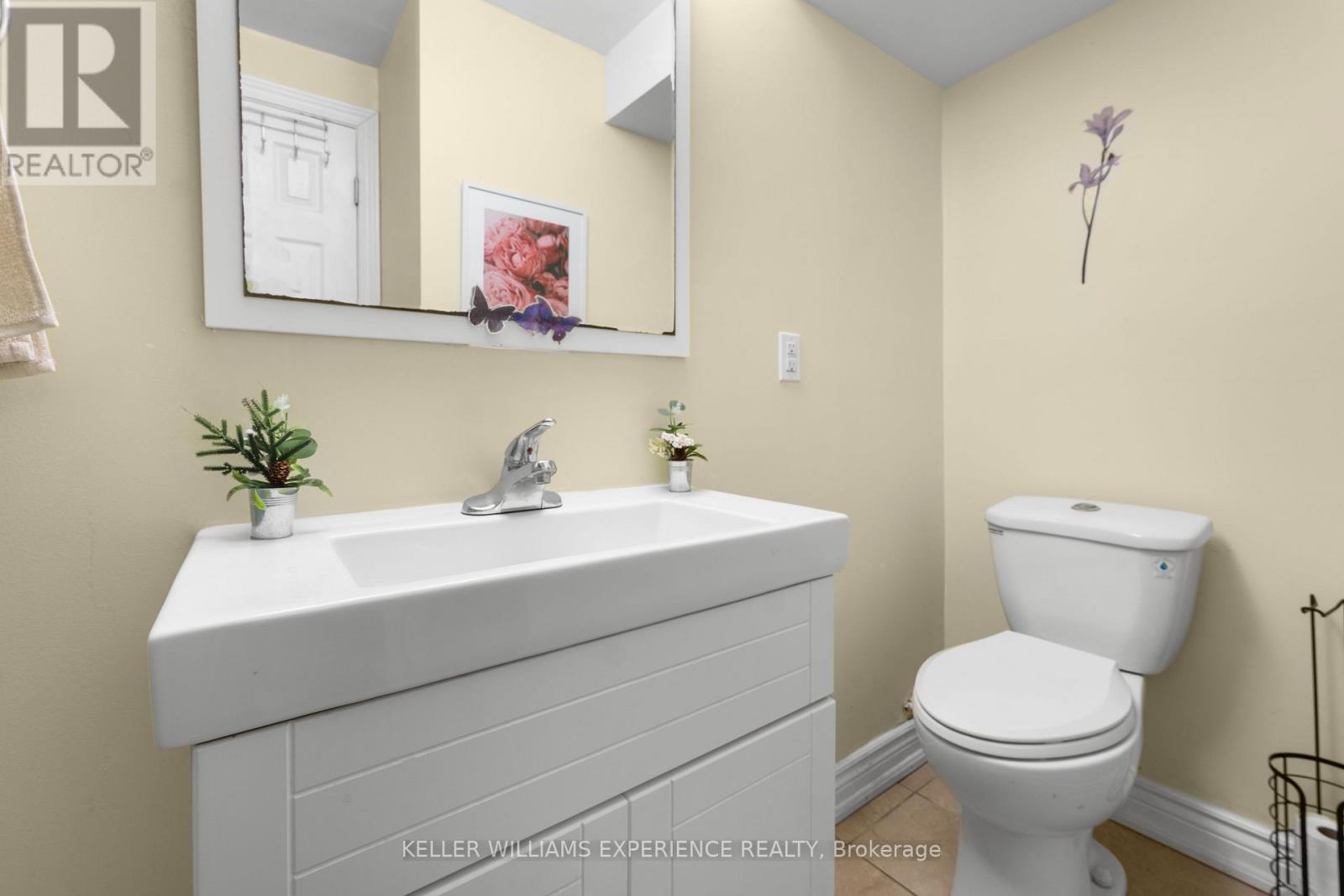 4 Sunshine Drive, Richmond Hill, Ontario  L4C 8K8 - Photo 26 - N12849076