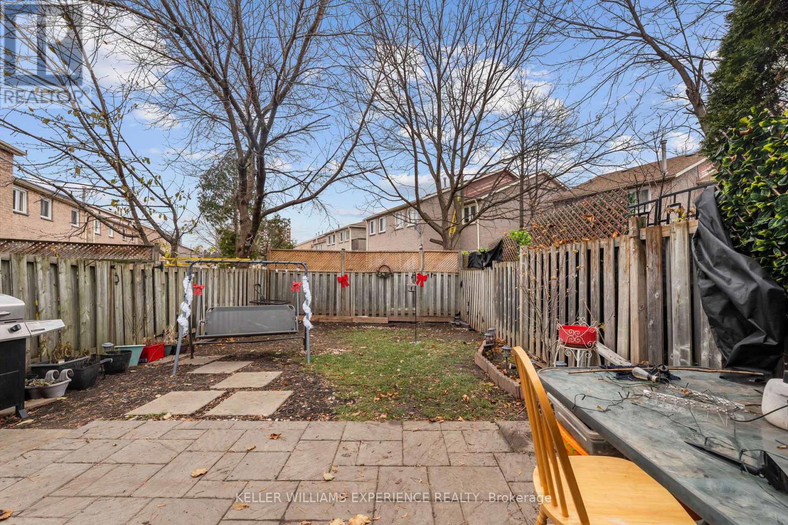 4 Sunshine Drive, Richmond Hill, Ontario  L4C 8K8 - Photo 28 - N12849076