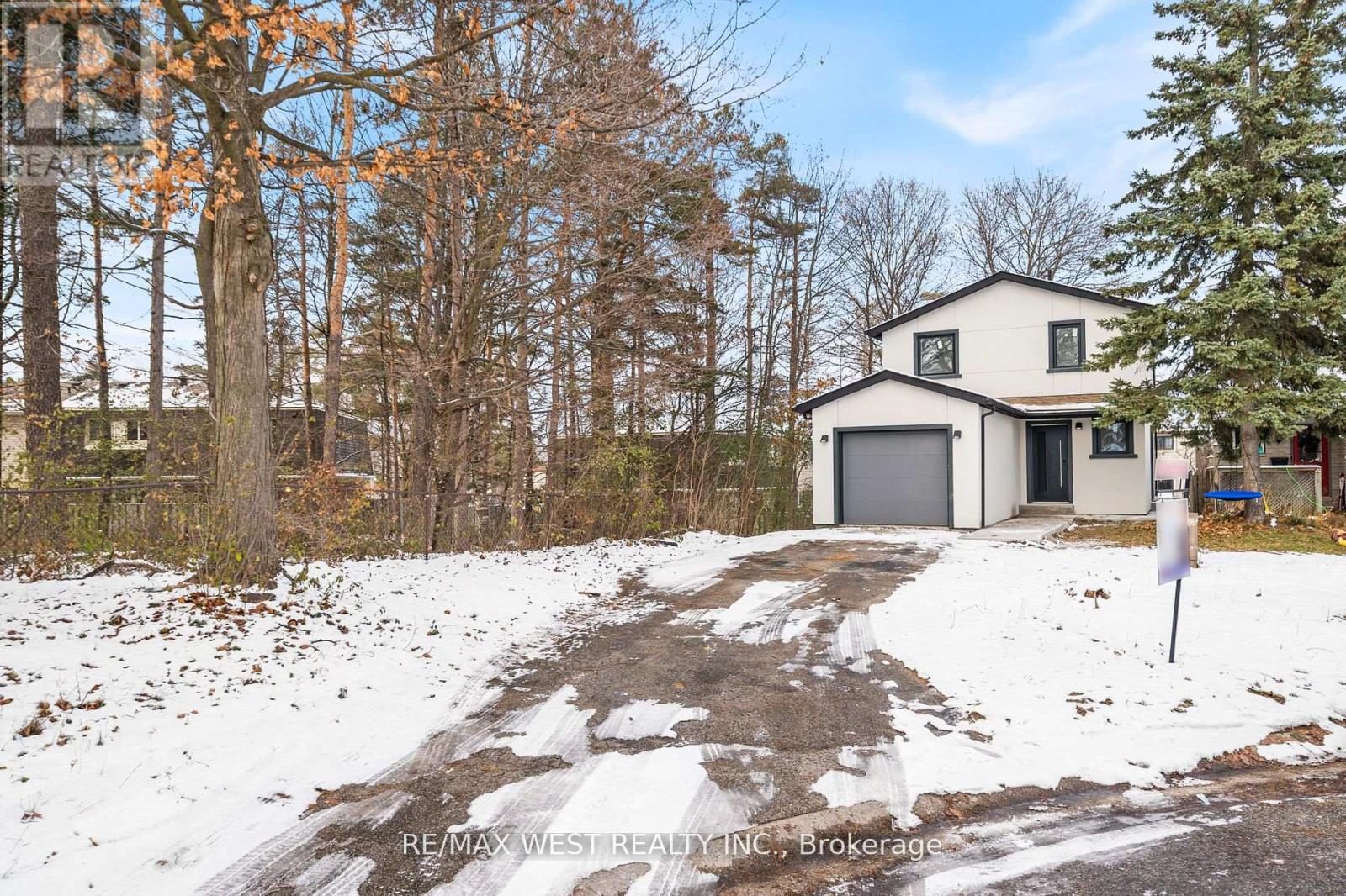 36 Wilson Court, Barrie (Allandale Heights), Ontario  L4N 5K8 - Photo 2 - S12848968