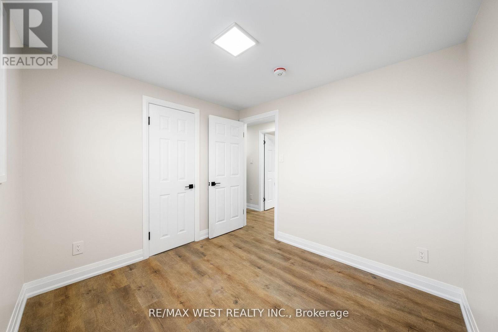 36 Wilson Court, Barrie (Allandale Heights), Ontario  L4N 5K8 - Photo 23 - S12848968