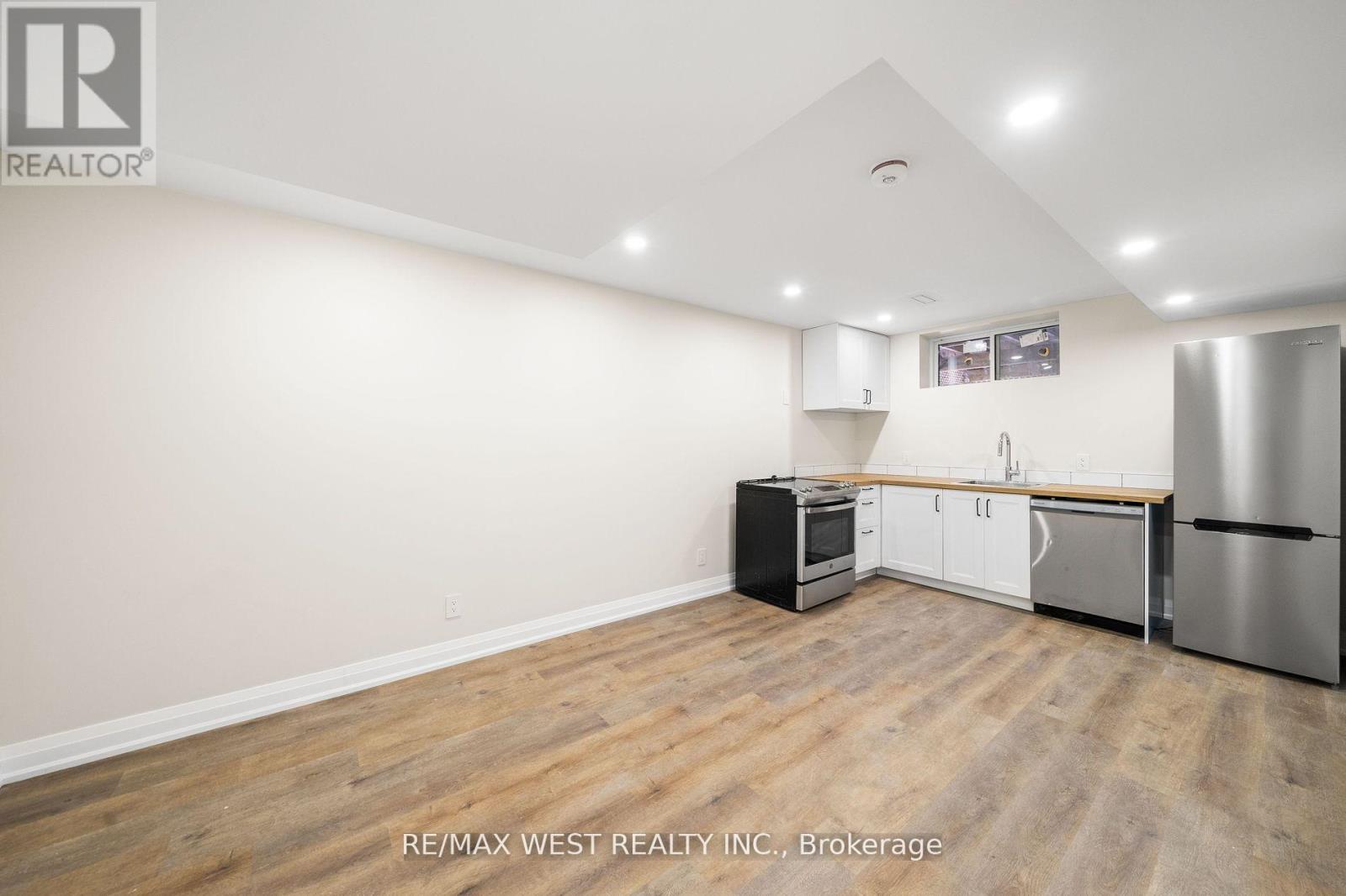 36 Wilson Court, Barrie (Allandale Heights), Ontario  L4N 5K8 - Photo 29 - S12848968