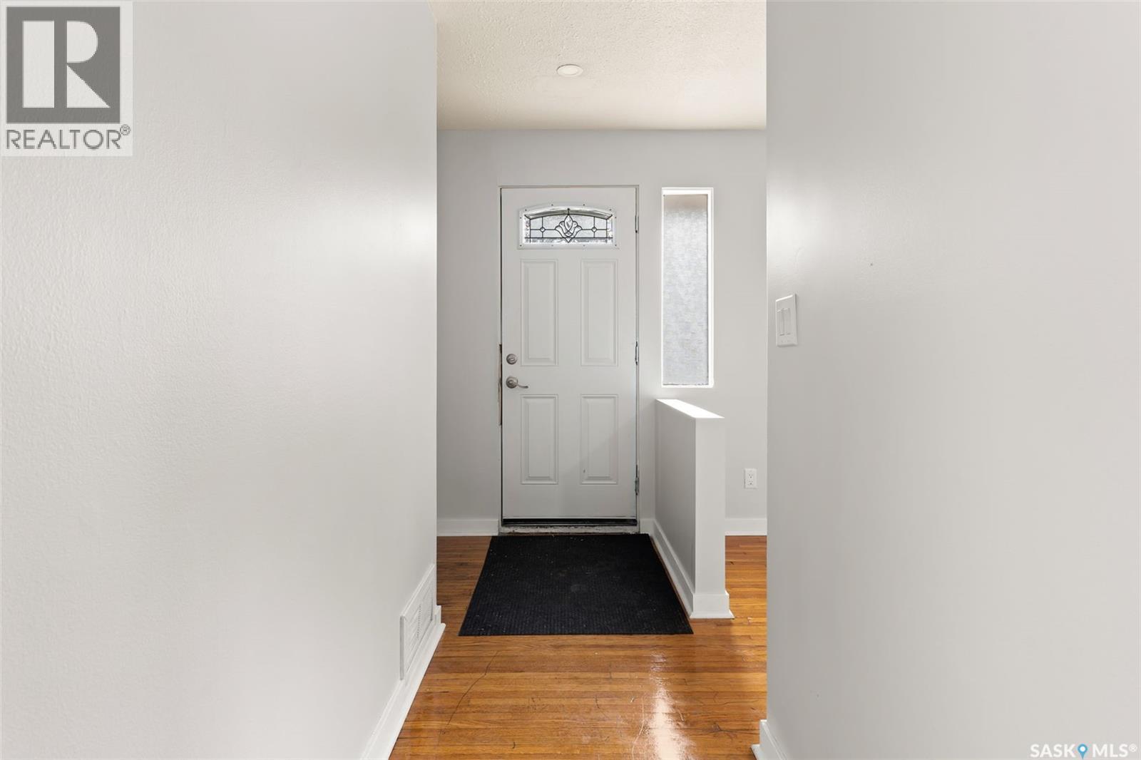 3742 Argyle Road, Regina, Saskatchewan  S4S 2C2 - Photo 3 - SK029771