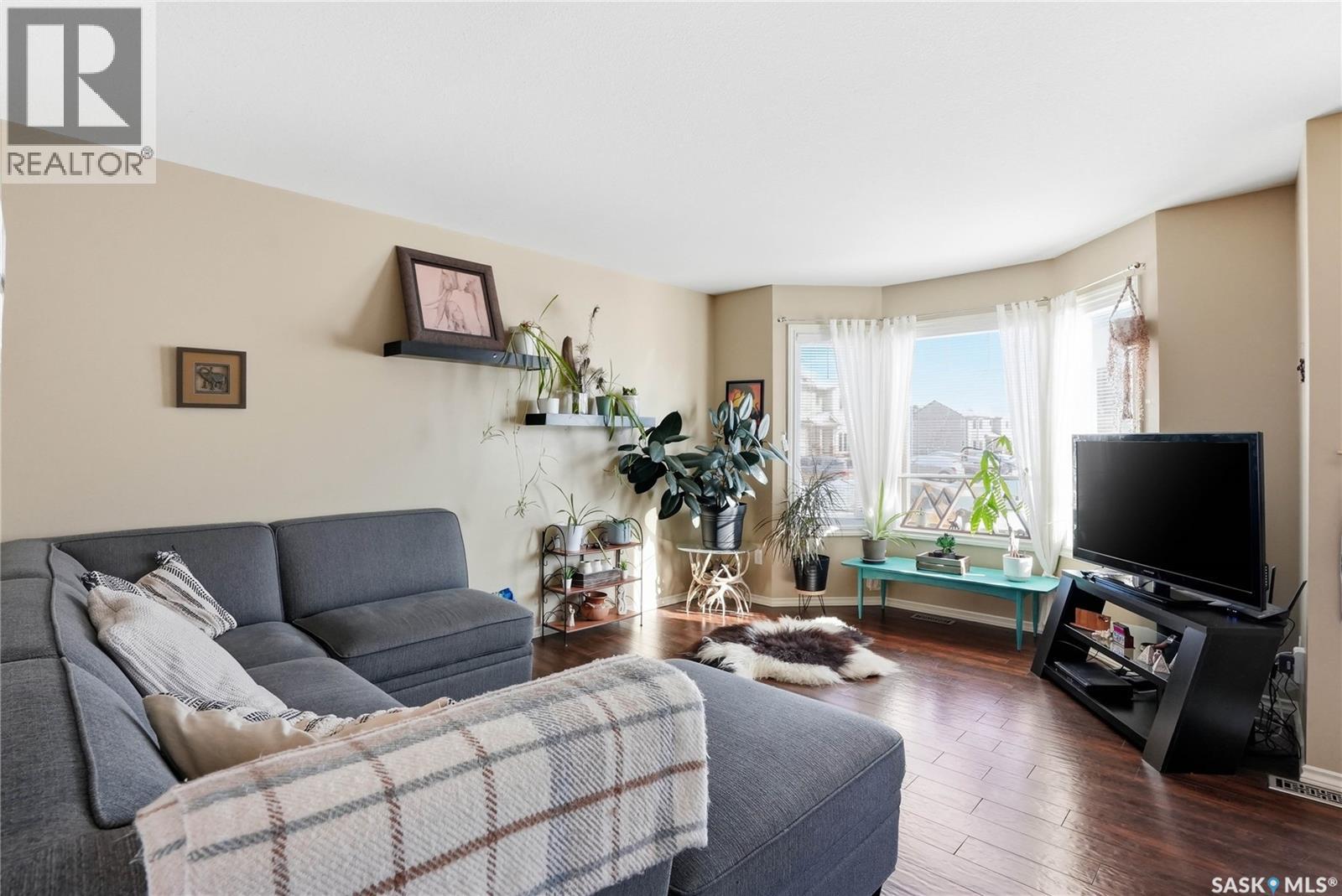 #619 303 Slimmon Place, Saskatoon, Saskatchewan  S7V 0A8 - Photo 2 - SK029696