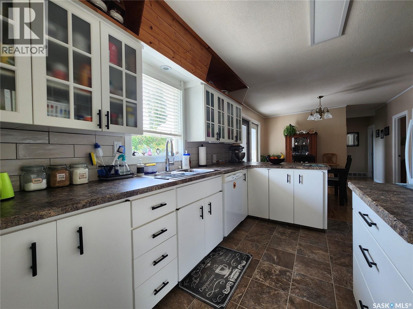 559 6th Avenue, Melville, Saskatchewan  S0A 2P0 - Photo 15 - SK029694