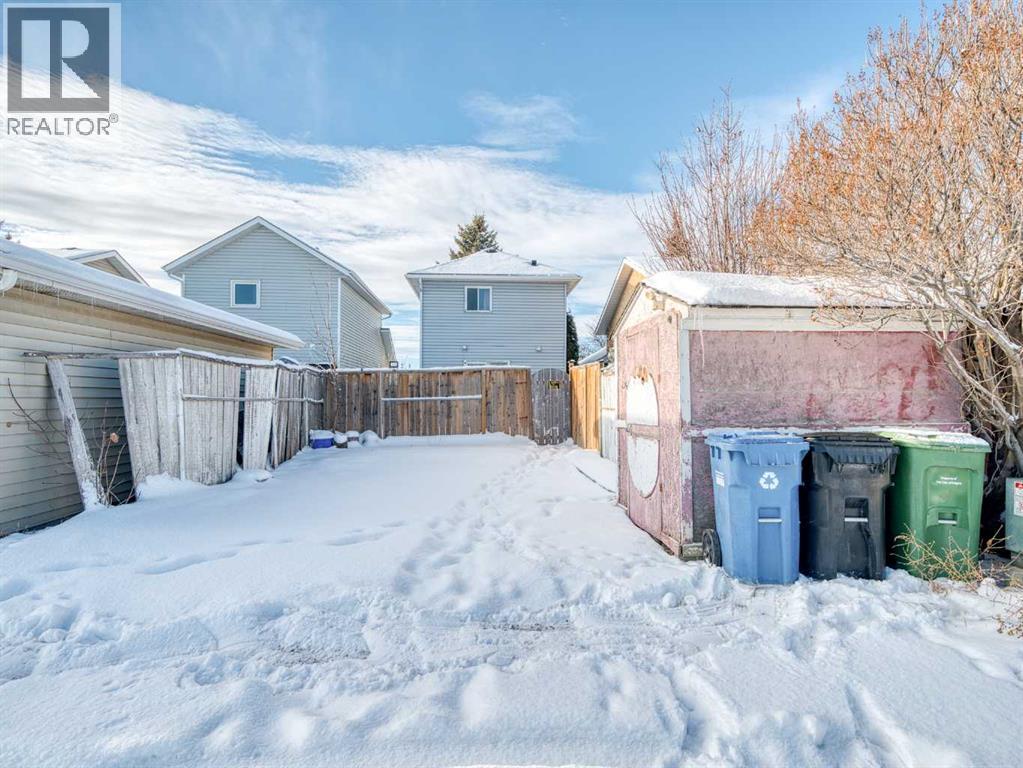 10 Martinbrook Road Ne, Calgary, Alberta  T3J 3G4 - Photo 26 - A2273996