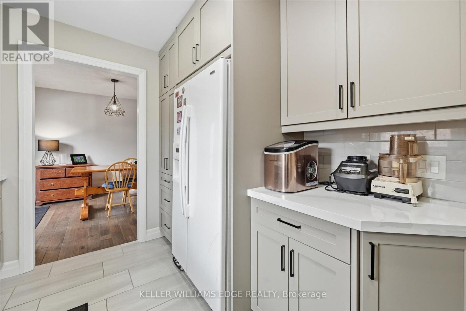 2478 Malcolm Crescent, Burlington (Brant Hills), Ontario  L7P 4A4 - Photo 17 - W12848658