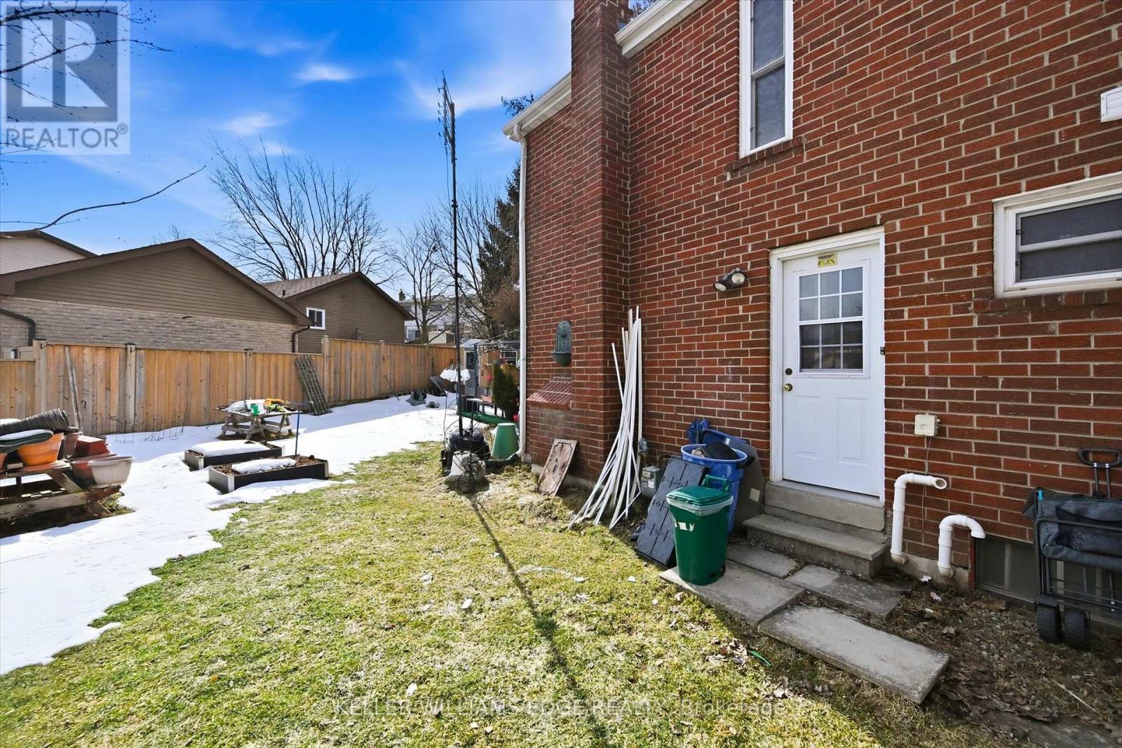 2478 Malcolm Crescent, Burlington (Brant Hills), Ontario  L7P 4A4 - Photo 39 - W12848658