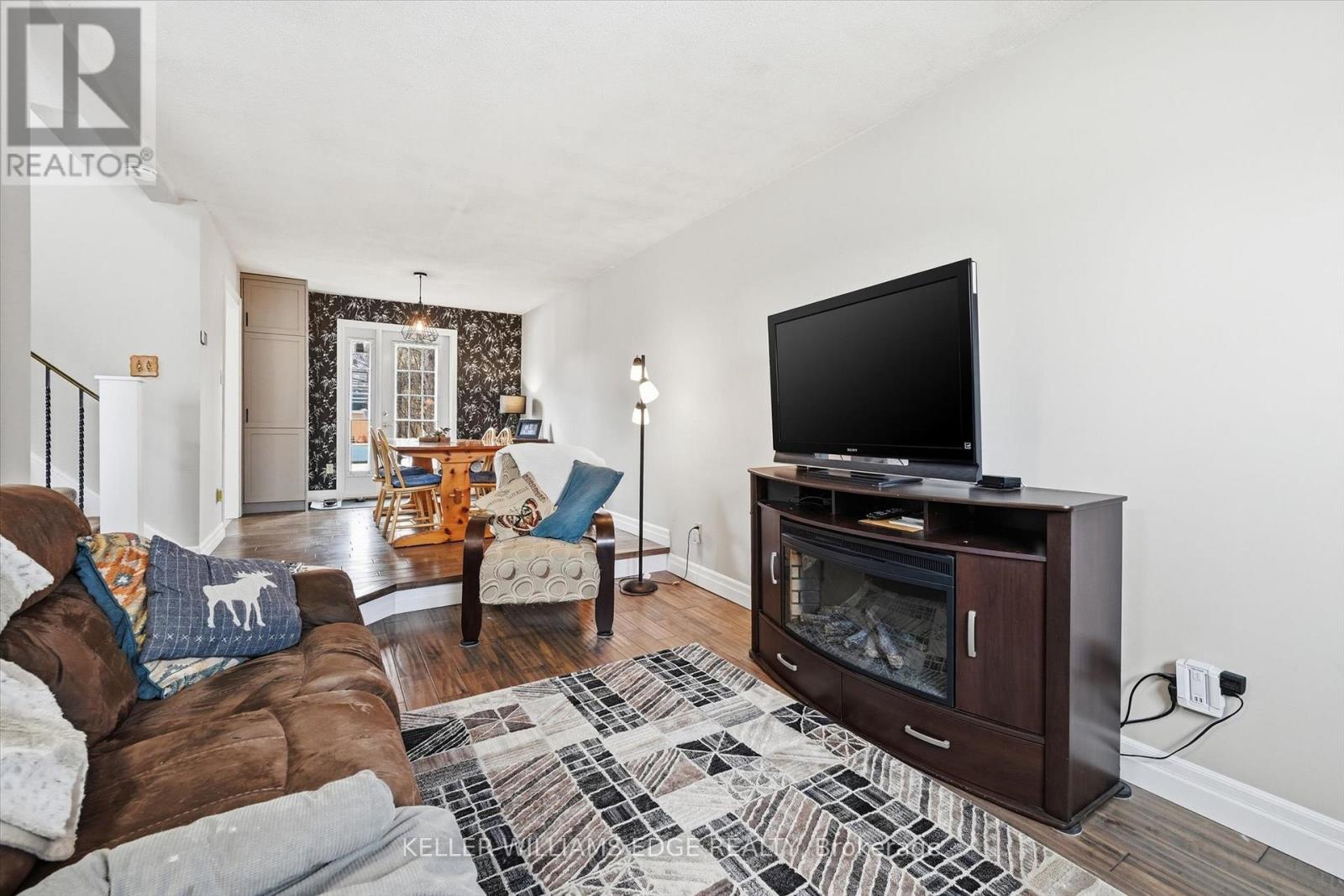 2478 Malcolm Crescent, Burlington (Brant Hills), Ontario  L7P 4A4 - Photo 8 - W12848658