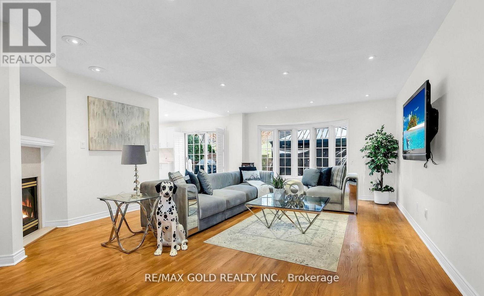 343 Bristol Road E, Mississauga, Ontario  L4Z 3V6 - Photo 7 - W12848682