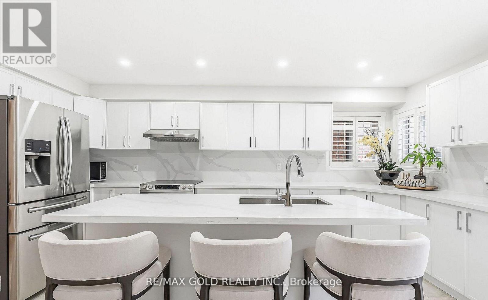 343 Bristol Road E, Mississauga, Ontario  L4Z 3V6 - Photo 9 - W12848682