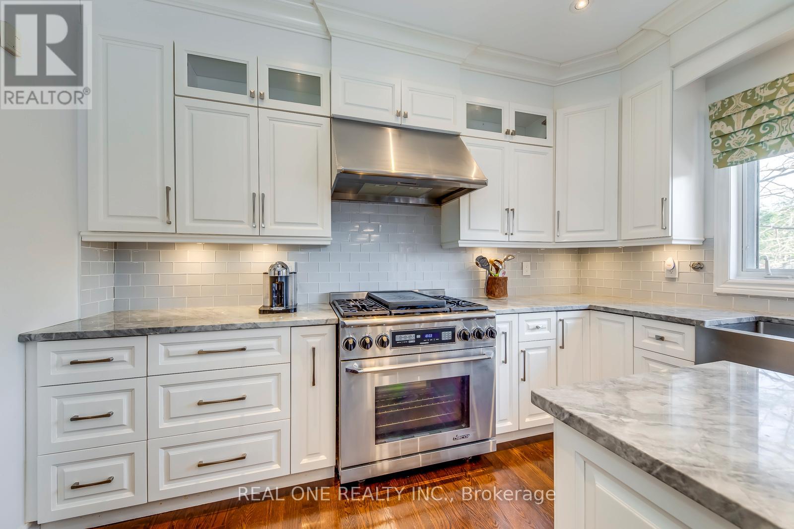 2211 North Ridge Trail, Oakville, Ontario  L6H 6W2 - Photo 16 - W12848694