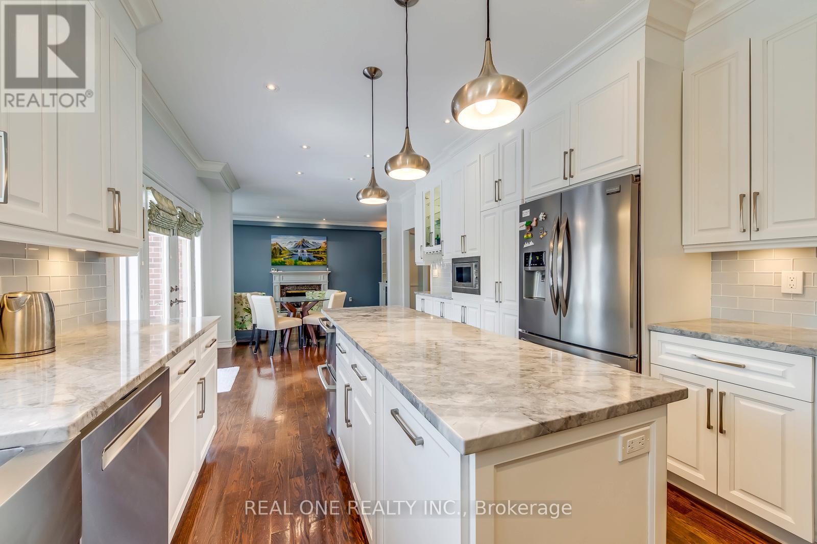 2211 North Ridge Trail, Oakville, Ontario  L6H 6W2 - Photo 18 - W12848694