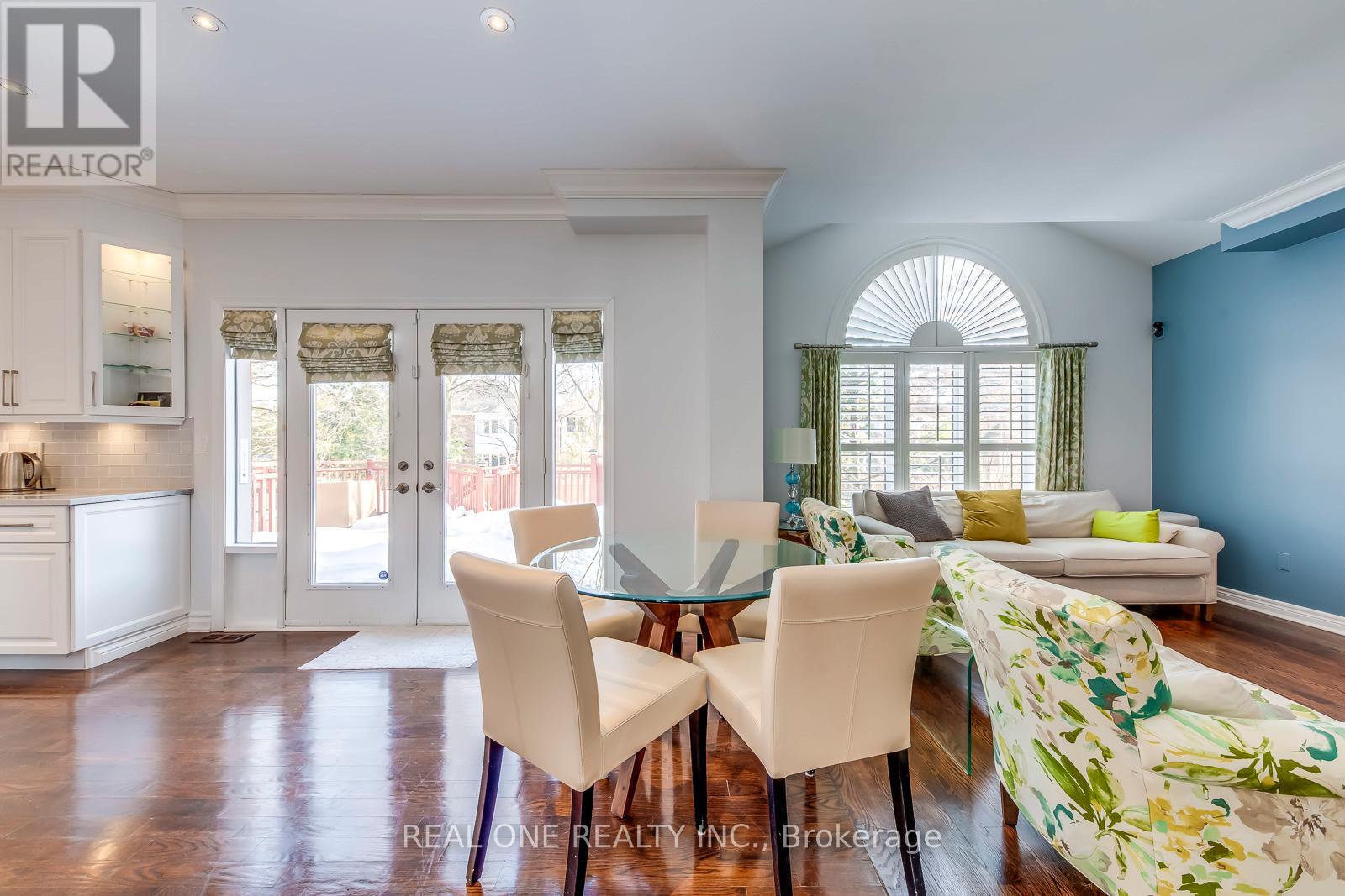 2211 North Ridge Trail, Oakville, Ontario  L6H 6W2 - Photo 19 - W12848694