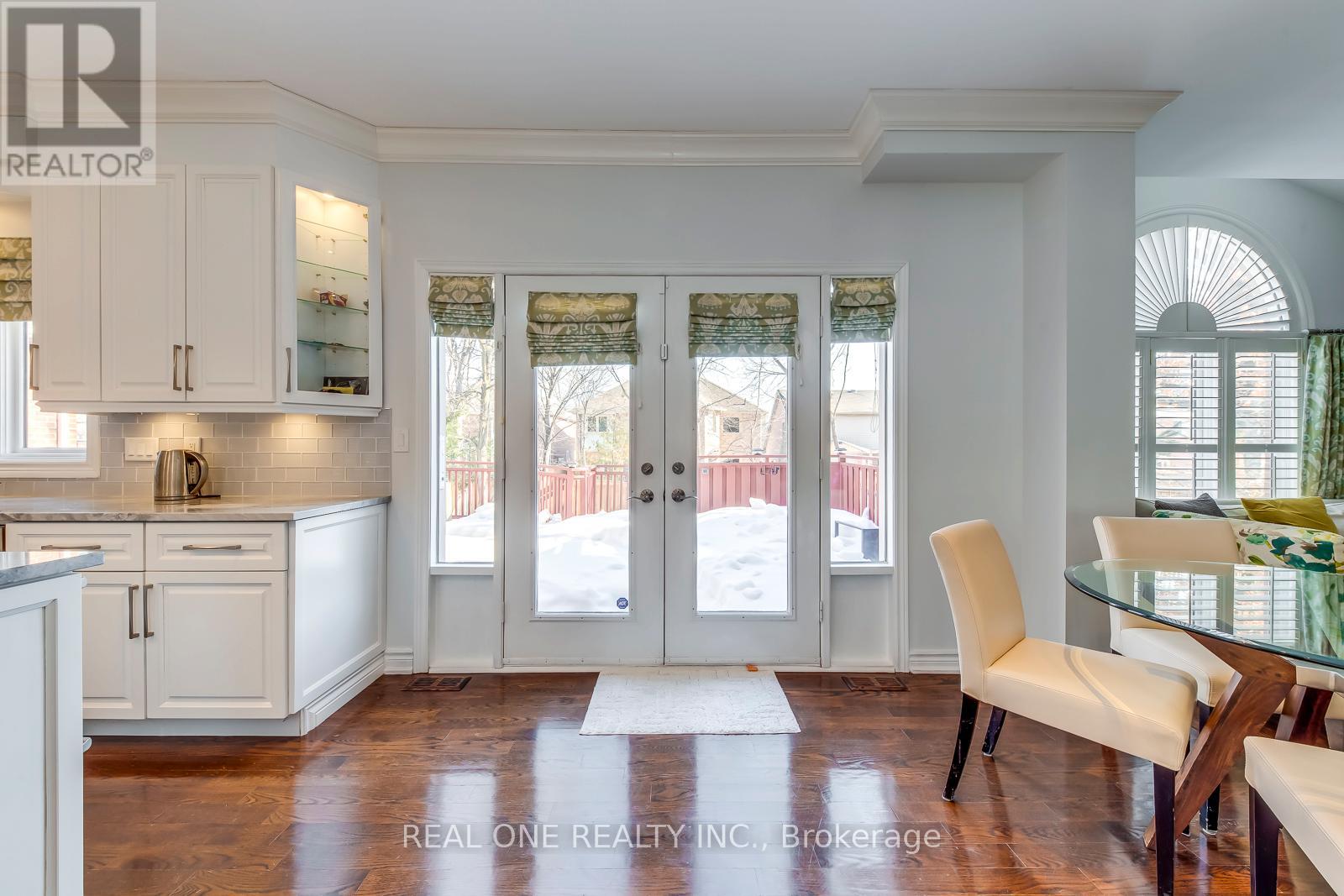 2211 North Ridge Trail, Oakville, Ontario  L6H 6W2 - Photo 21 - W12848694