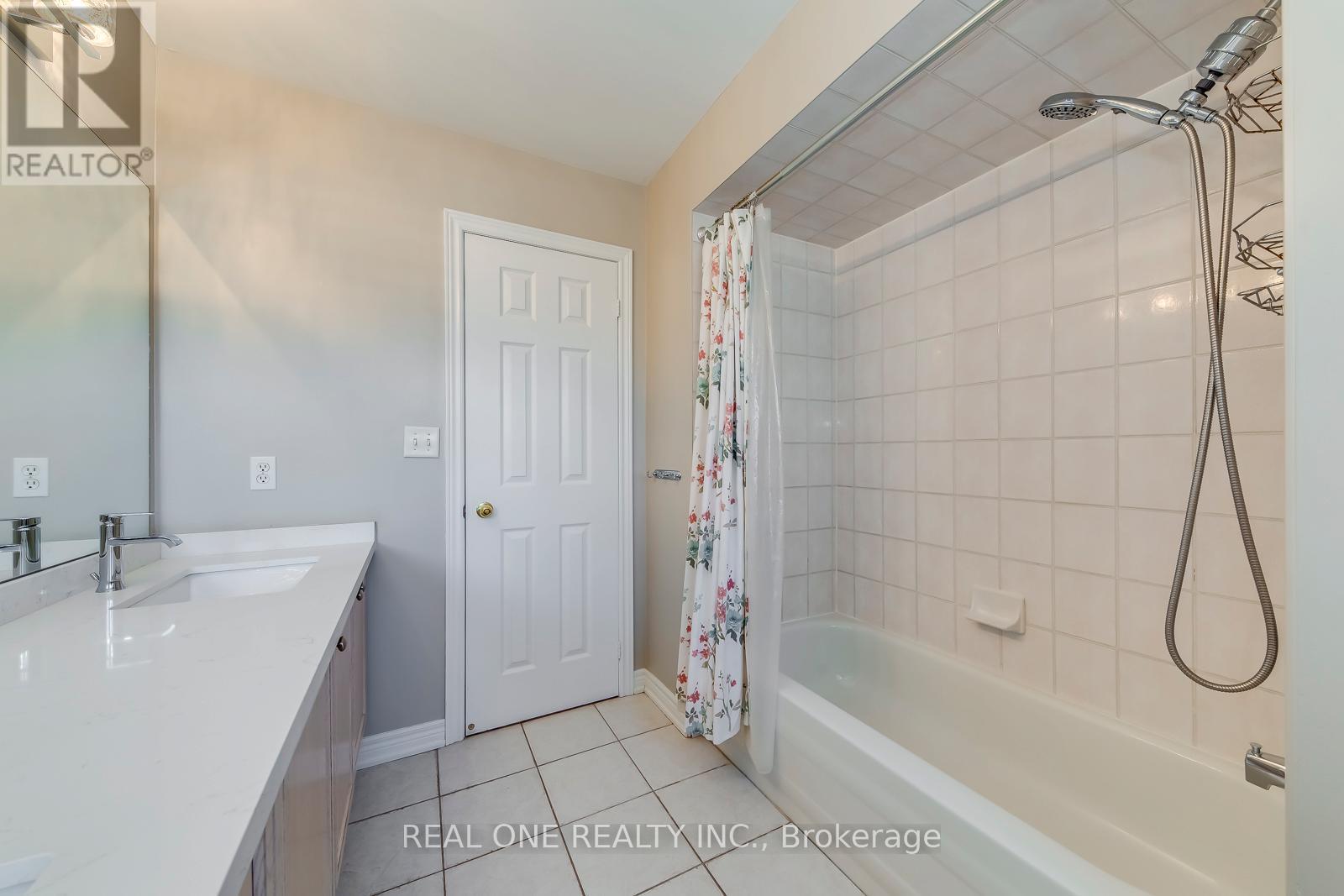 2211 North Ridge Trail, Oakville, Ontario  L6H 6W2 - Photo 37 - W12848694