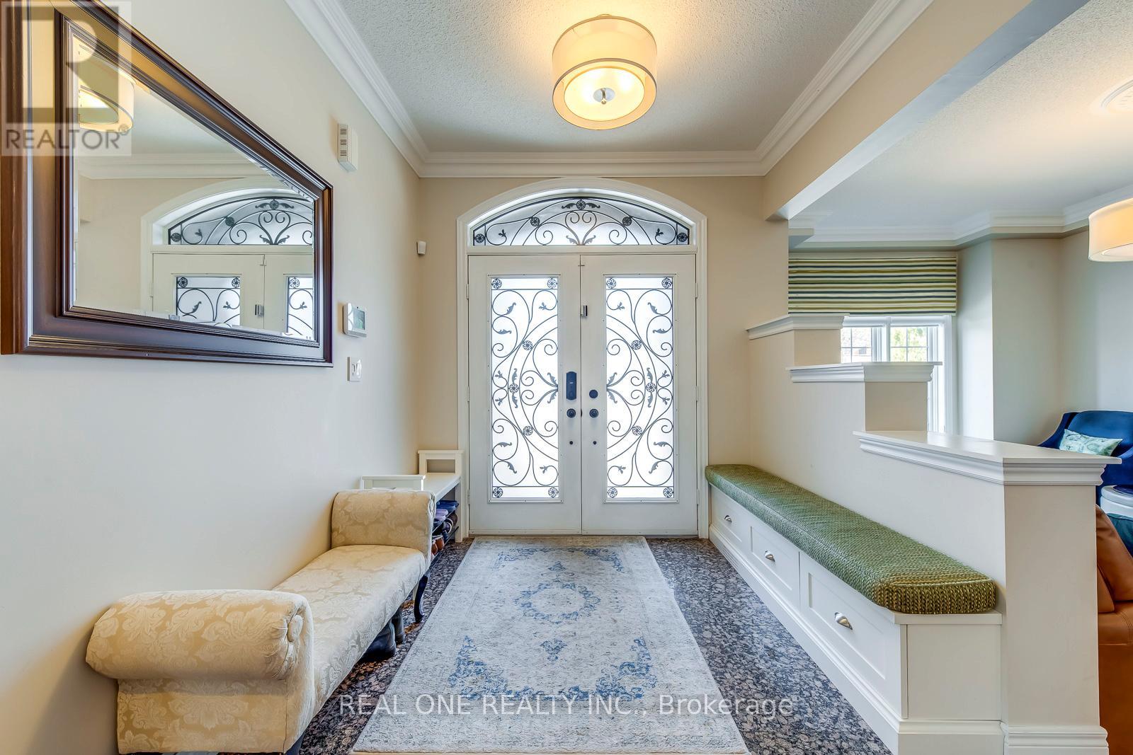 2211 North Ridge Trail, Oakville, Ontario  L6H 6W2 - Photo 4 - W12848694