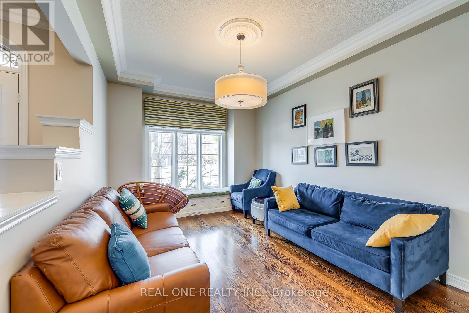 2211 North Ridge Trail, Oakville, Ontario  L6H 6W2 - Photo 5 - W12848694