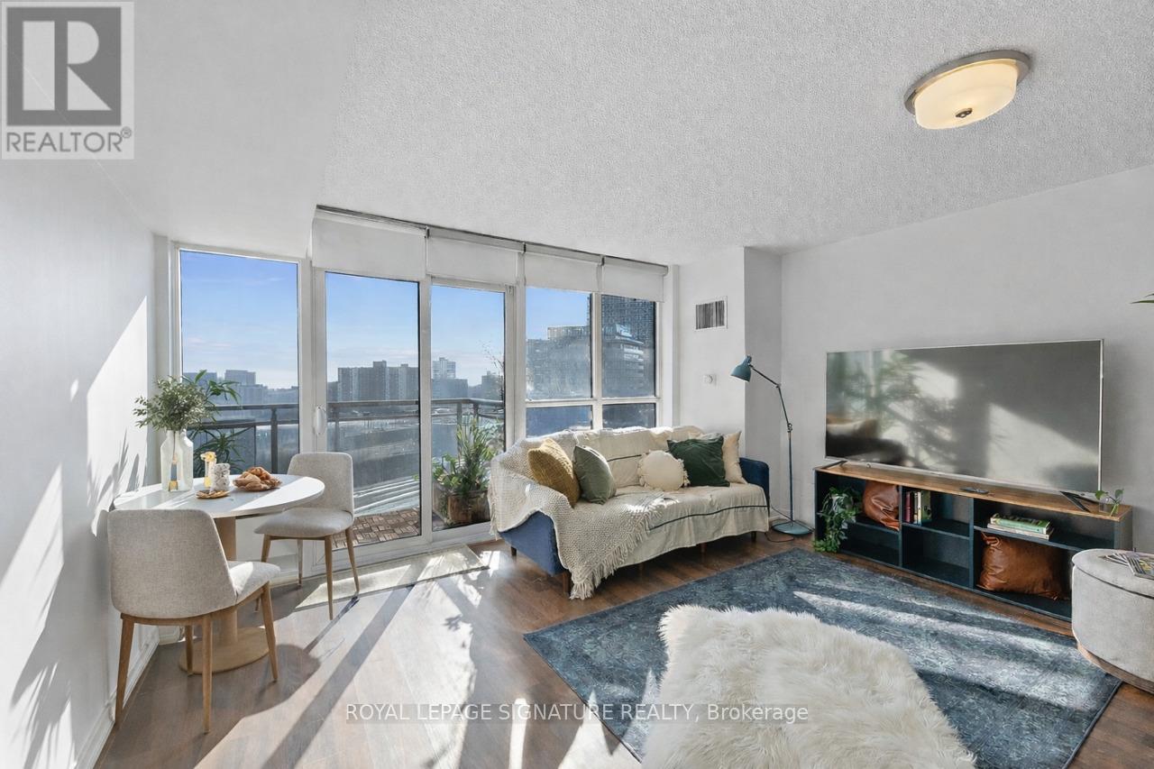 1013 - 38 JOE SHUSTER WAY, Toronto, Ontario