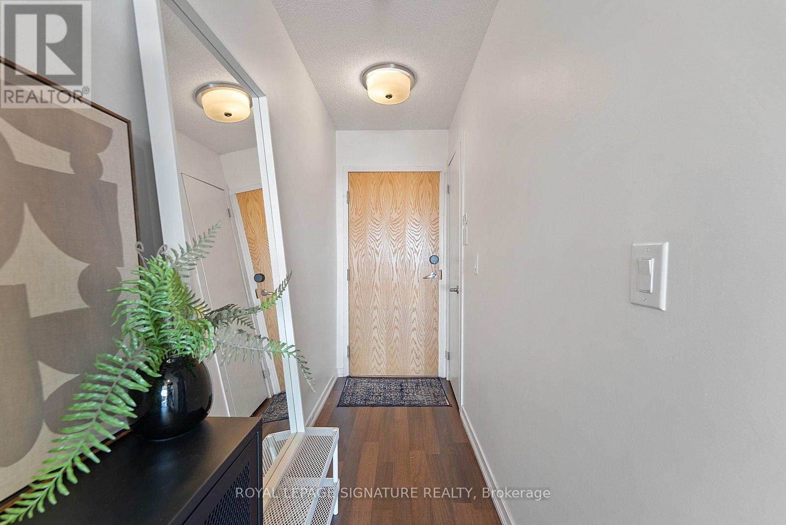 1013 - 38 Joe Shuster Way, Toronto, Ontario  M6K 0A5 - Photo 2 - W12848732