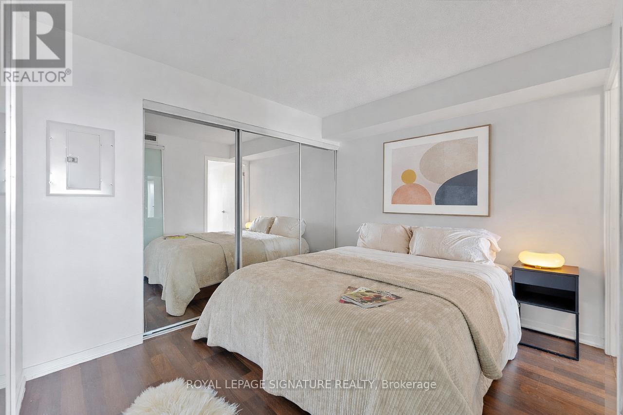 1013 - 38 Joe Shuster Way, Toronto, Ontario  M6K 0A5 - Photo 4 - W12848732