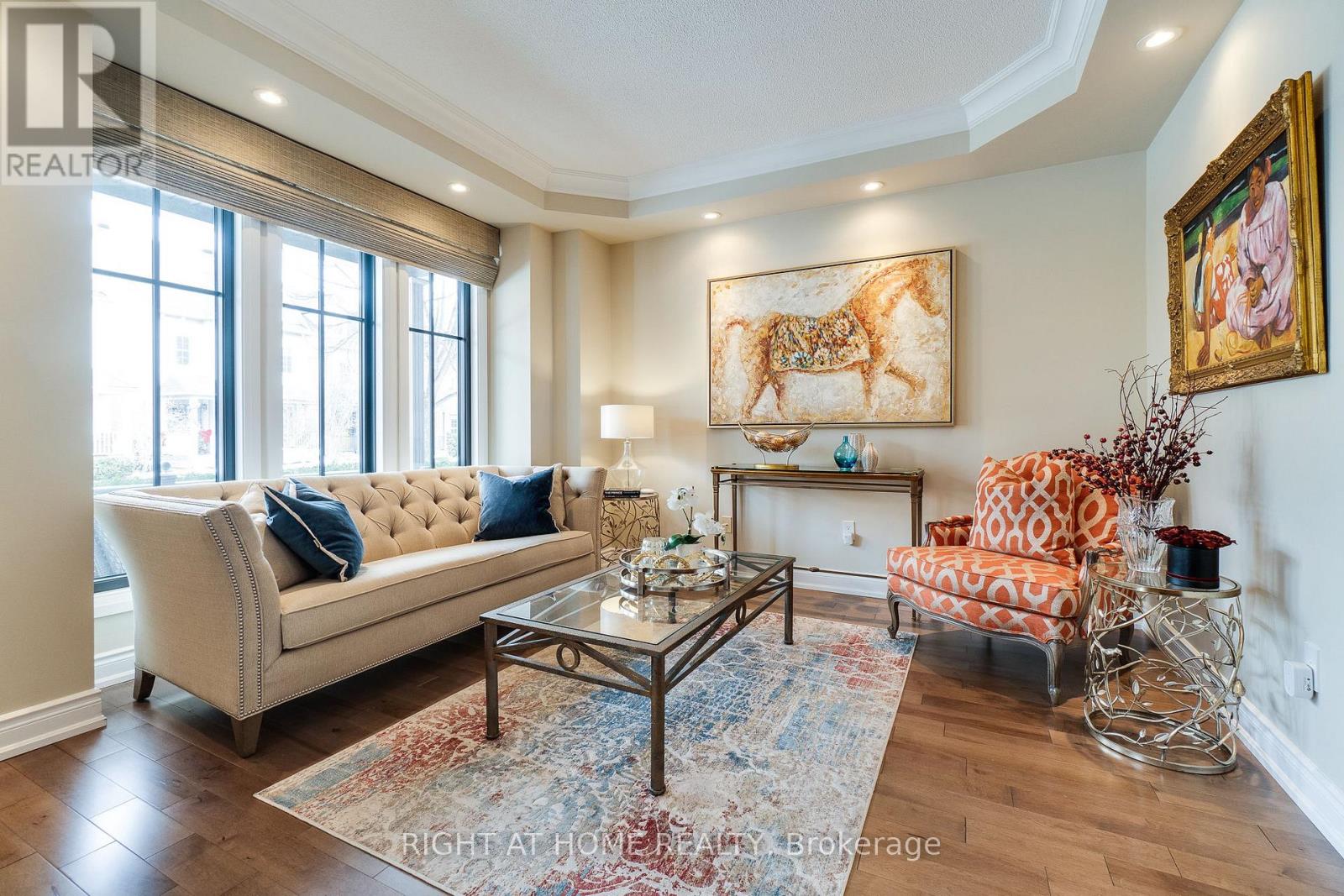 144 Gatwick Drive, Oakville, Ontario  L6H 6N3 - Photo 4 - W12848736