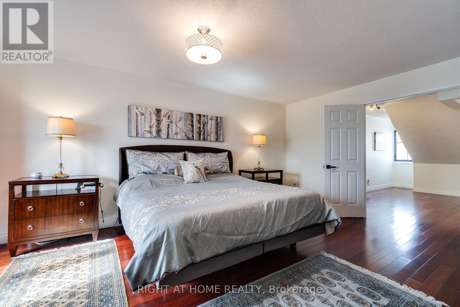 144 Gatwick Drive, Oakville, Ontario  L6H 6N3 - Photo 41 - W12848736