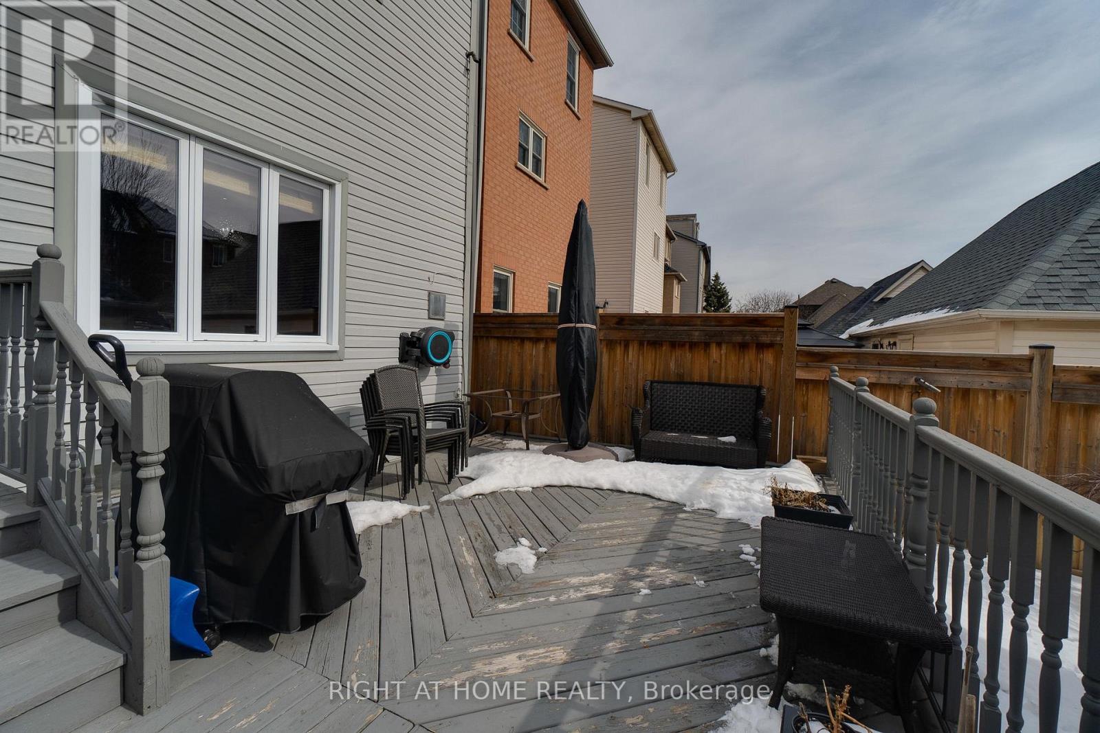 144 Gatwick Drive, Oakville, Ontario  L6H 6N3 - Photo 49 - W12848736