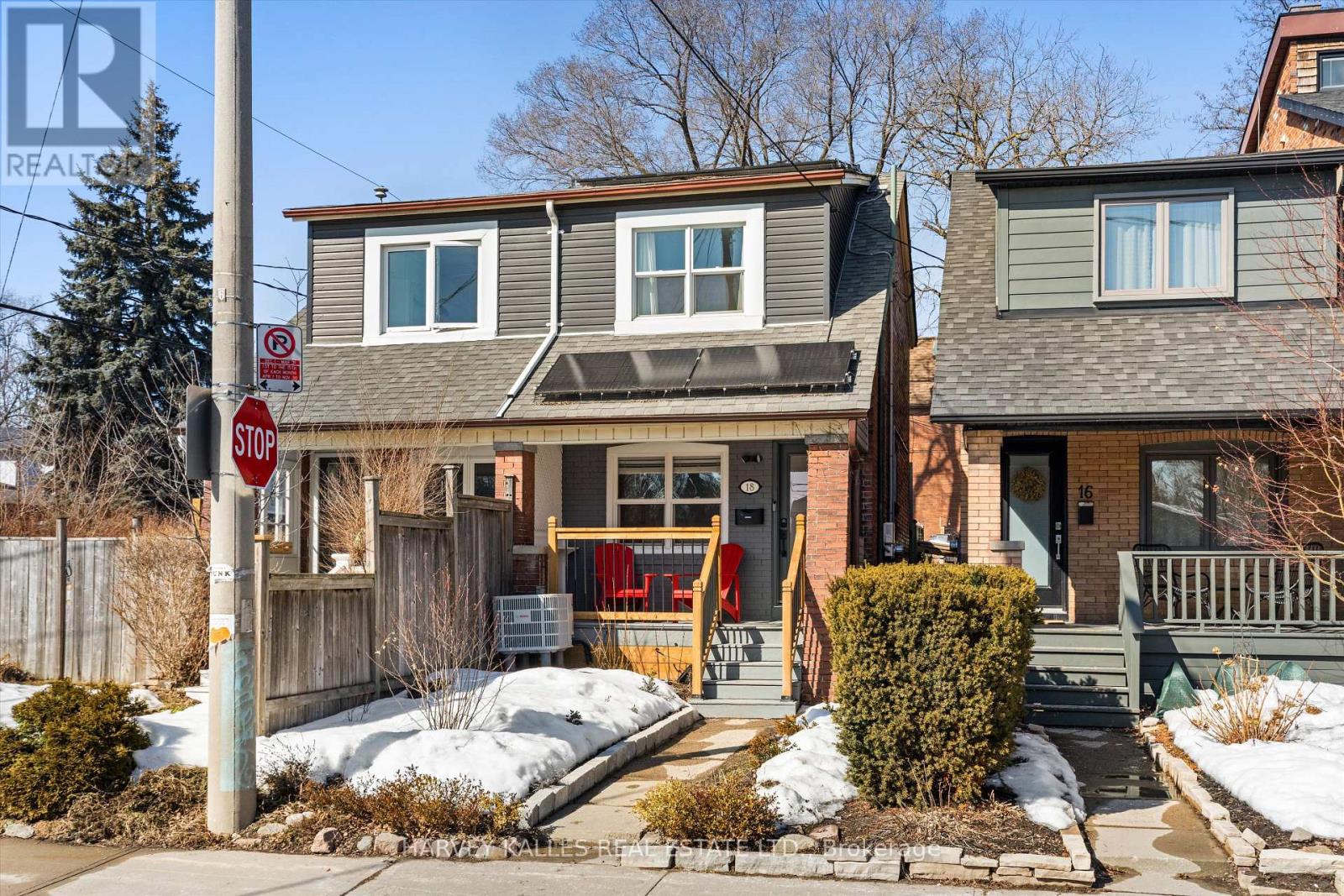 18 PAGE AVENUE, Toronto, Ontario