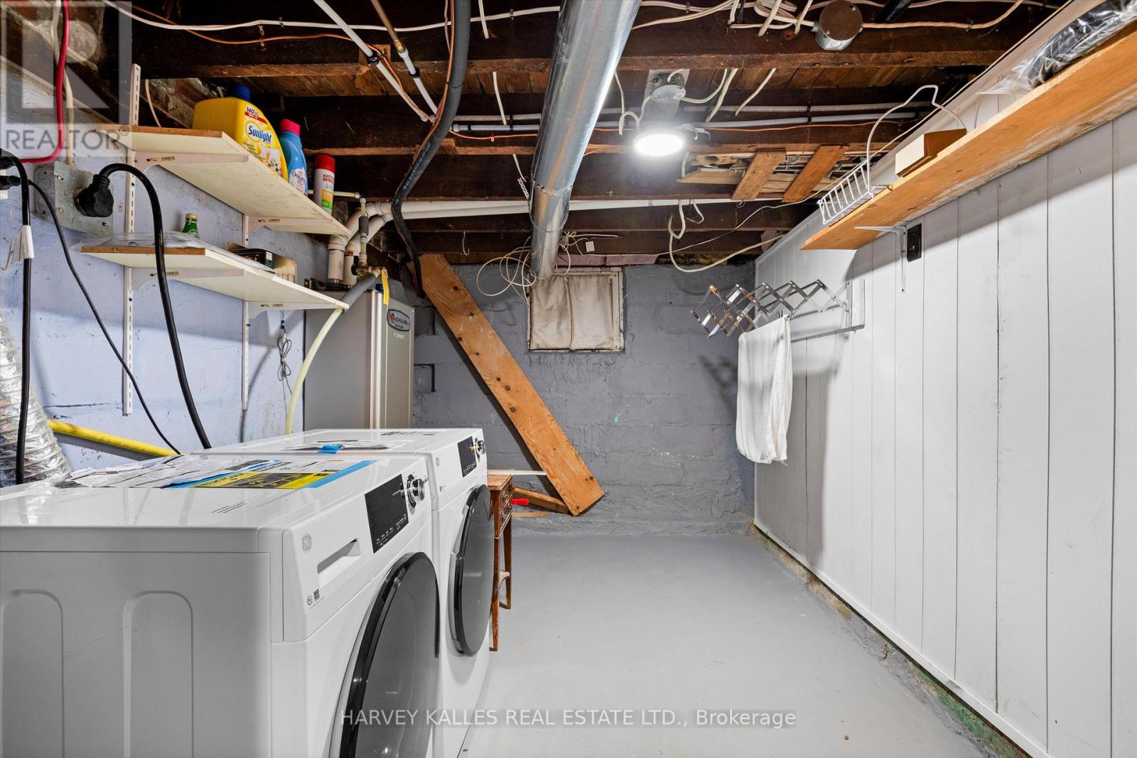 18 Page Avenue, Toronto, Ontario  M6S 2P5 - Photo 21 - W12848748