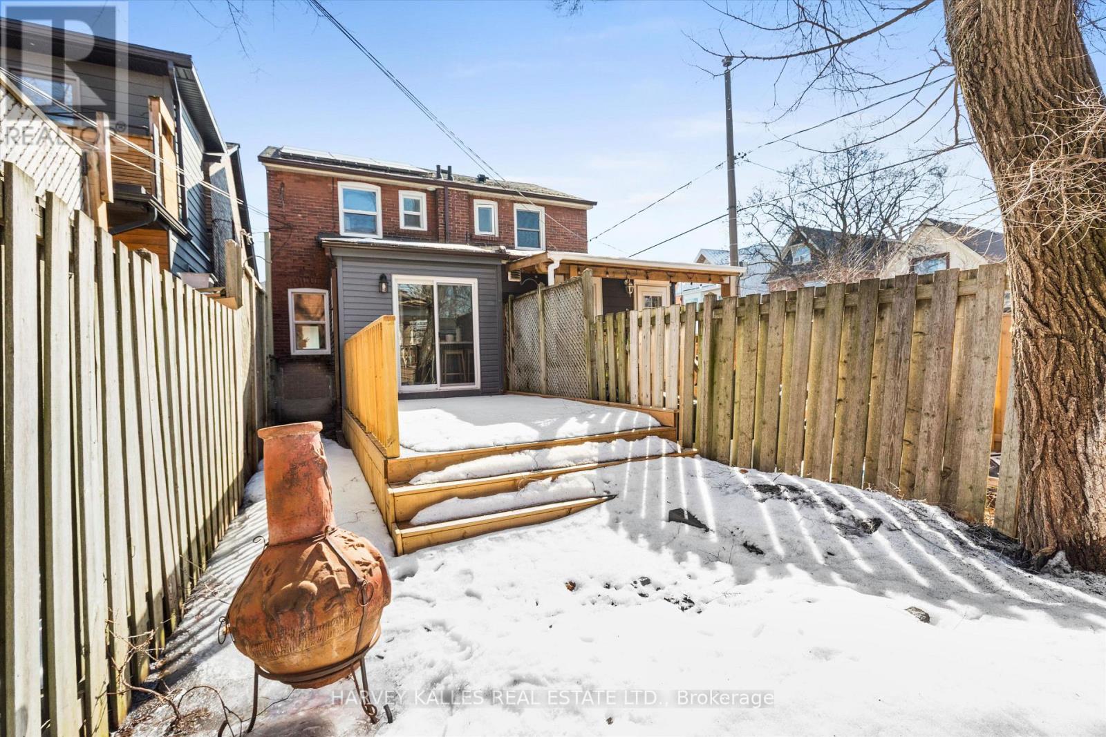 18 Page Avenue, Toronto, Ontario  M6S 2P5 - Photo 24 - W12848748