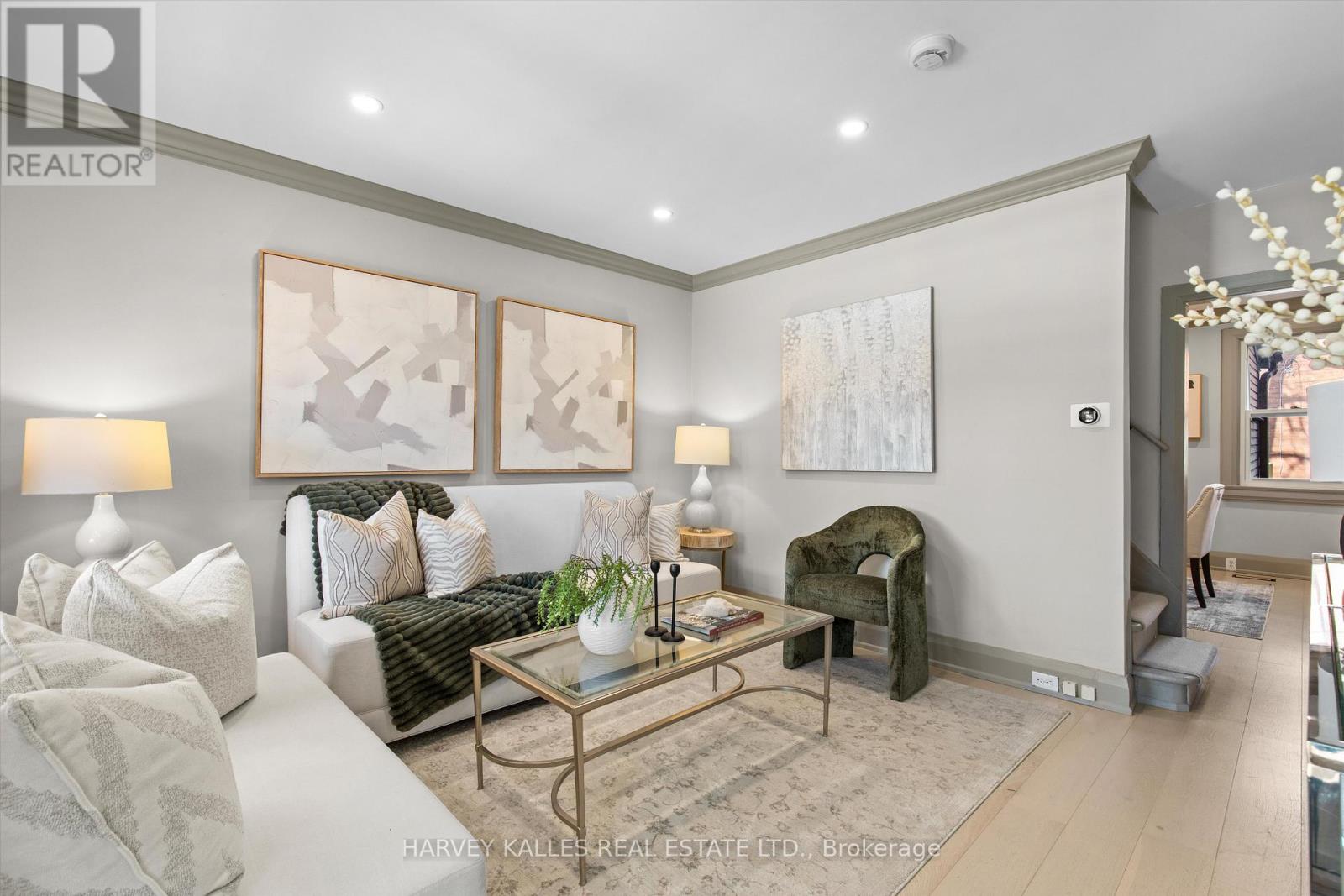 18 Page Avenue, Toronto, Ontario  M6S 2P5 - Photo 5 - W12848748