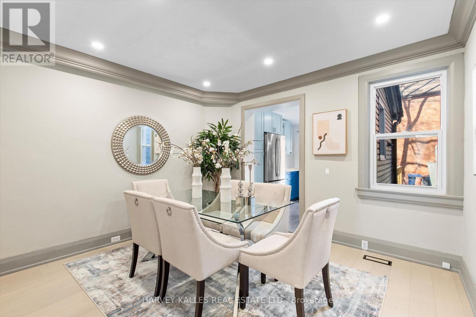 18 Page Avenue, Toronto, Ontario  M6S 2P5 - Photo 7 - W12848748