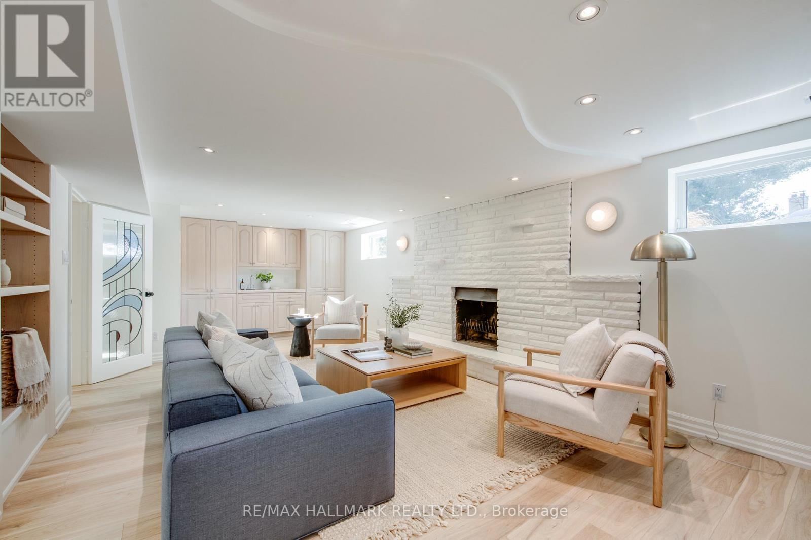 67 Saybrook Avenue, Toronto (Stonegate-Queensway), Ontario  M8Z 2V6 - Photo 25 - W12848814