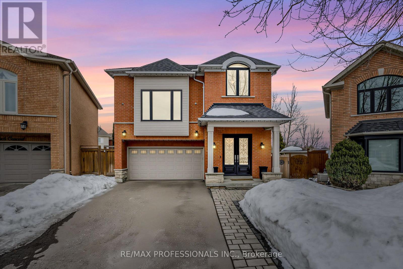 18 BRAMBIRCH CRESCENT, Brampton, Ontario