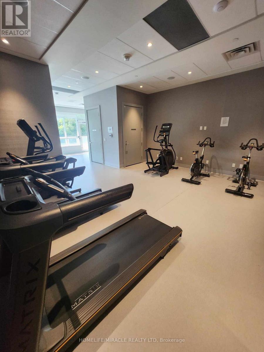 1005 - 10 Wilby Crescent, Toronto (Weston), Ontario  M9N 1E5 - Photo 14 - W12848862