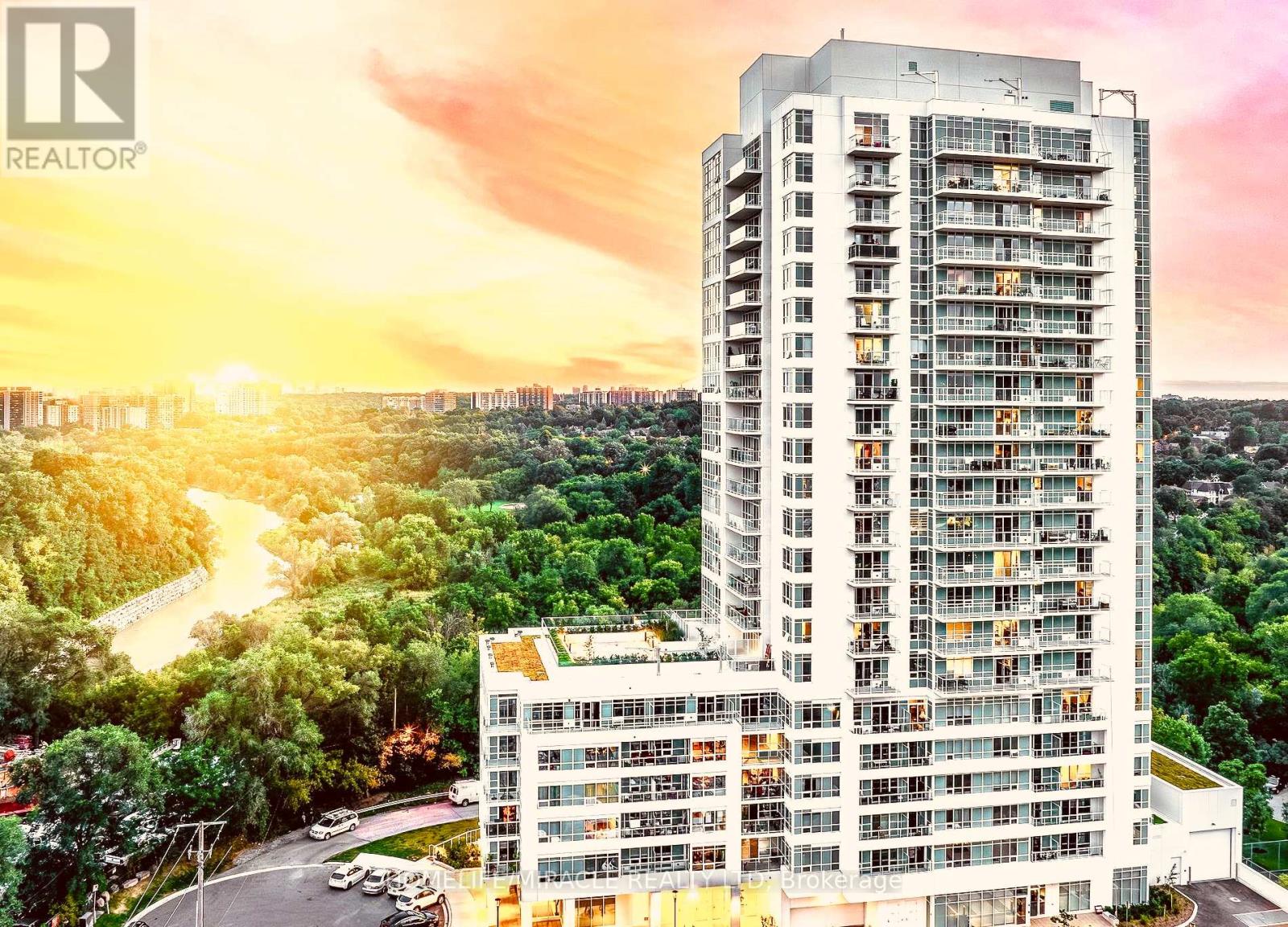 1005 - 10 Wilby Crescent, Toronto, Ontario  M9N 1E5 - Photo 2 - W12848862