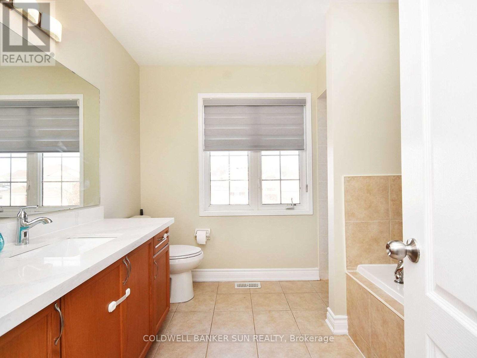 94 Crown Victoria Drive, Brampton, Ontario  L7A 3X6 - Photo 13 - W12848904