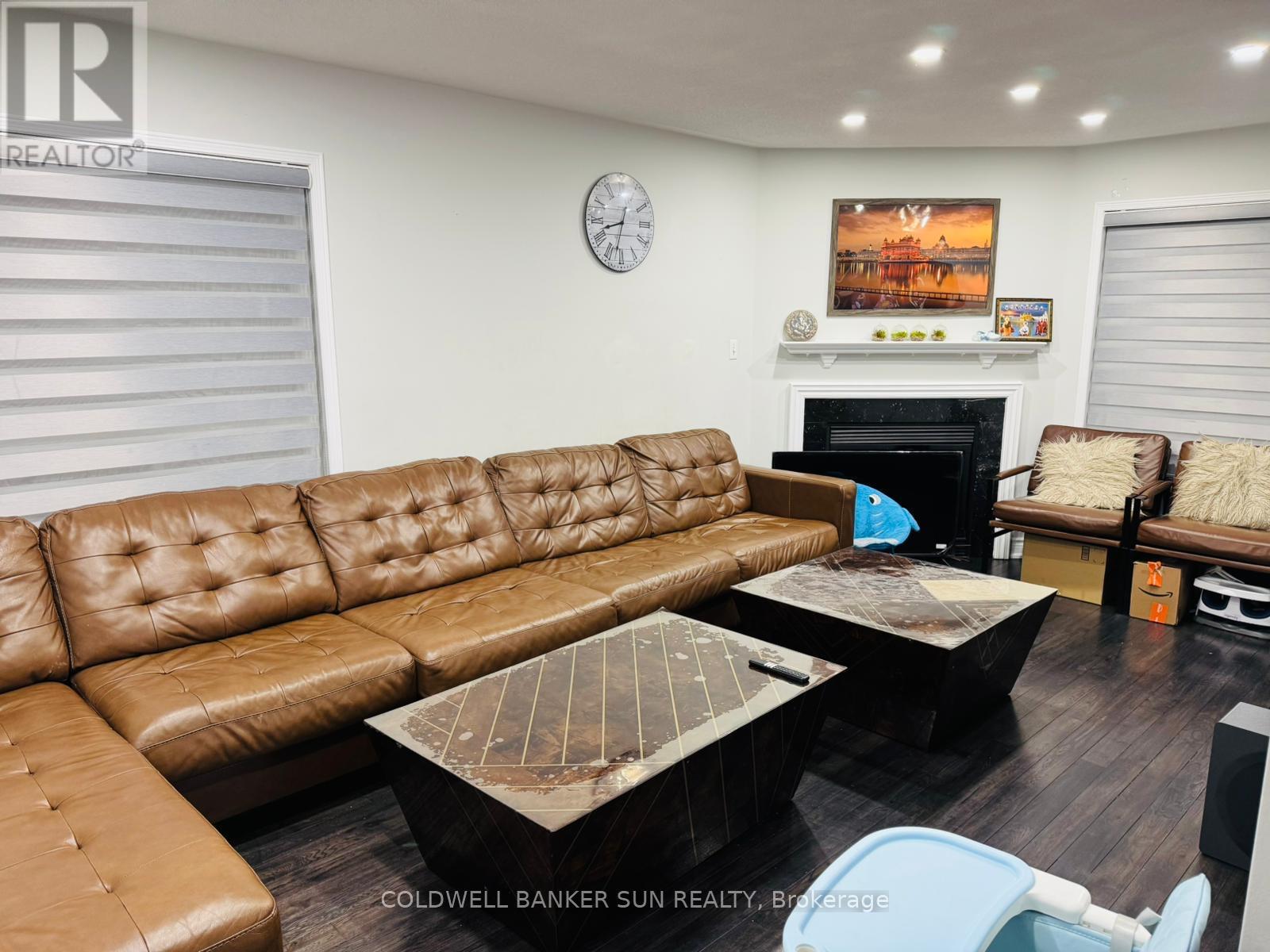 94 Crown Victoria Drive, Brampton, Ontario  L7A 3X6 - Photo 3 - W12848904