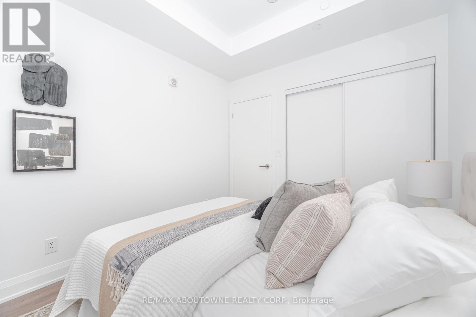 228 - 3250 Carding Mill Trail, Oakville, Ontario  L6M 5T3 - Photo 23 - W12848928